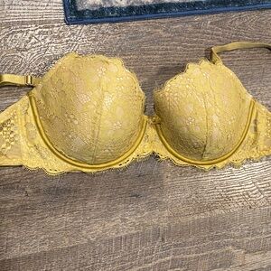 Victoria's Secret Yellow Lace Bra